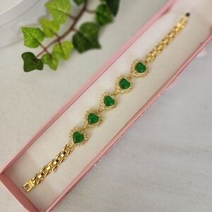 Gold with Green Jade Hearts Bracelet